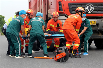 米易沛县道路救援